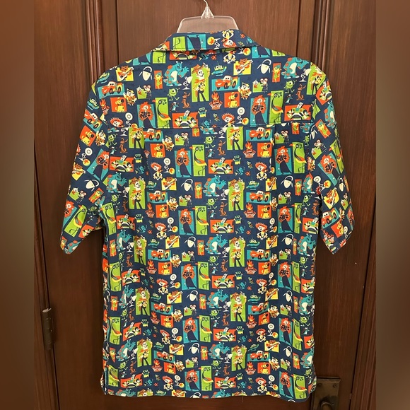 DISNEYLAND PARK - World of Pixar, Button Down Shirt, Size S - Picture 3 of 5